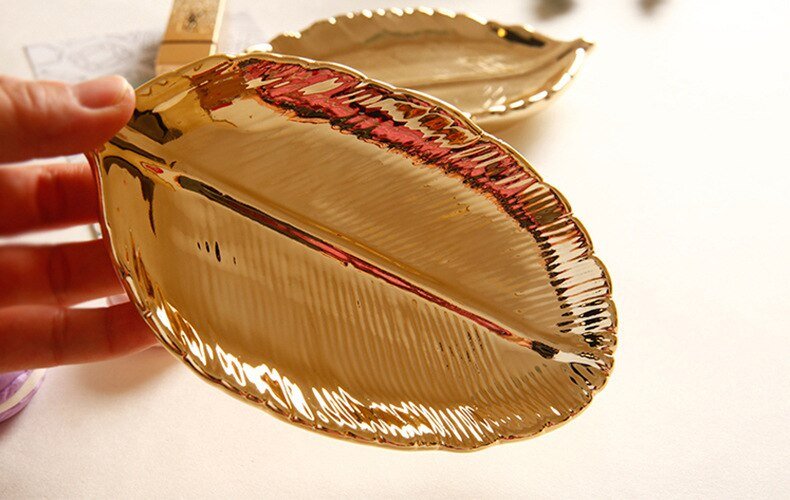 ChirolServ Lova Gold Ceramic Storage Box